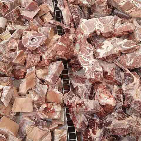 Real beef bones for broth